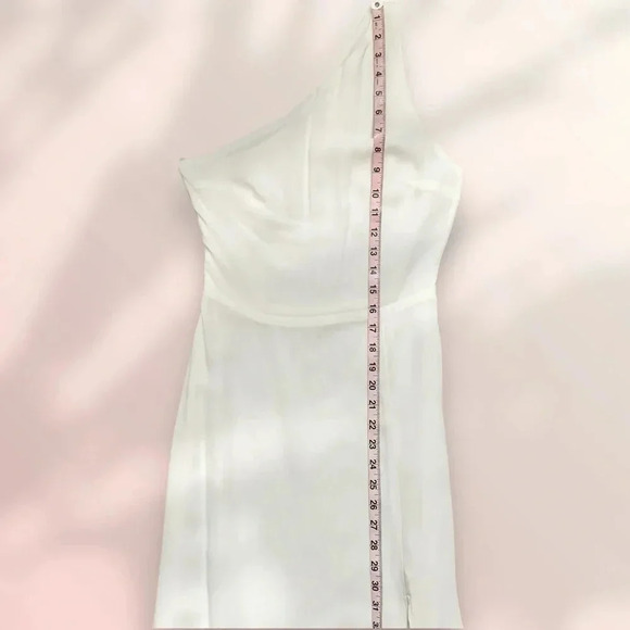NEW REFORMATION Evelyn Dress Ivory White Size 2 - Picture 6 of 9
